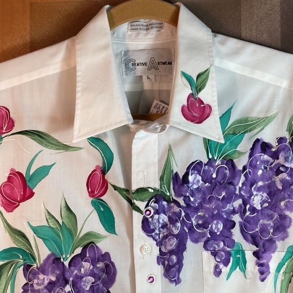 90’s hand painted grapes and flowers button down work blouse. Size L. Y. - Picture 4 of 6